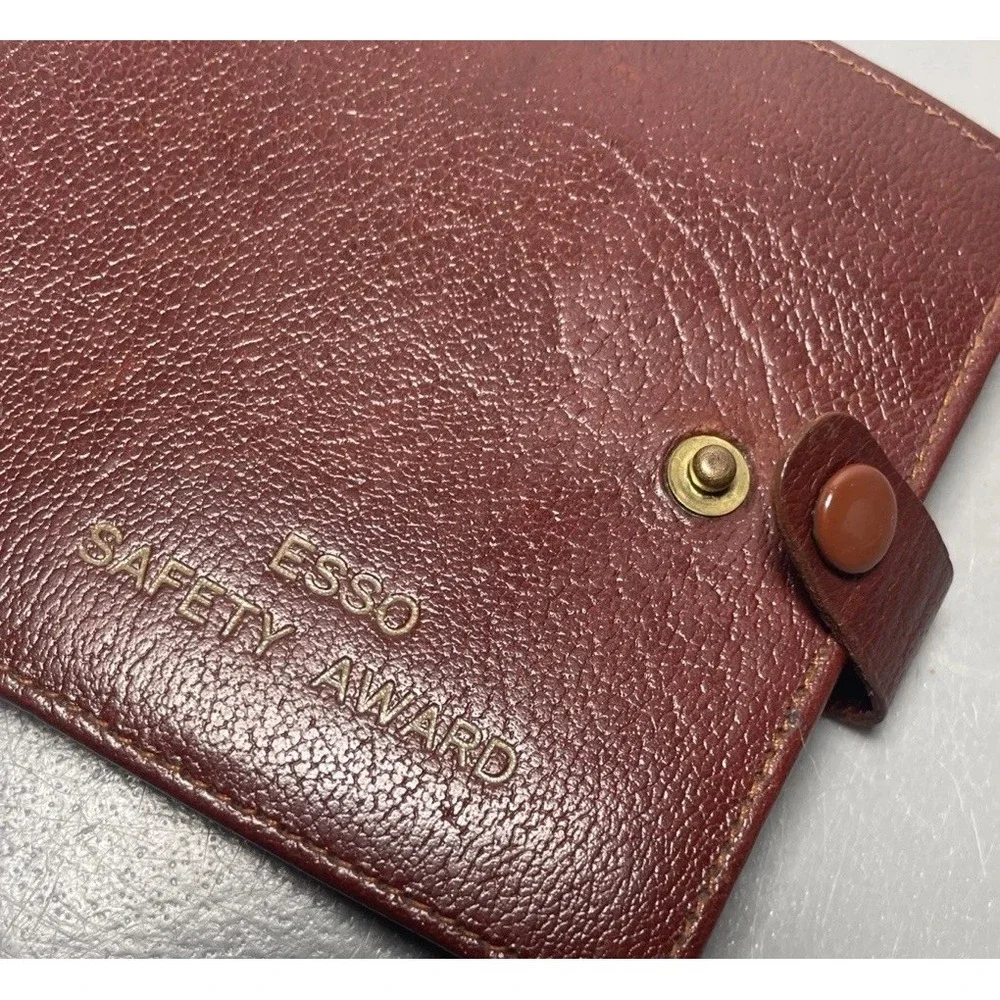 Vintage Men's Artex Australia Leather Bifold Wallet
